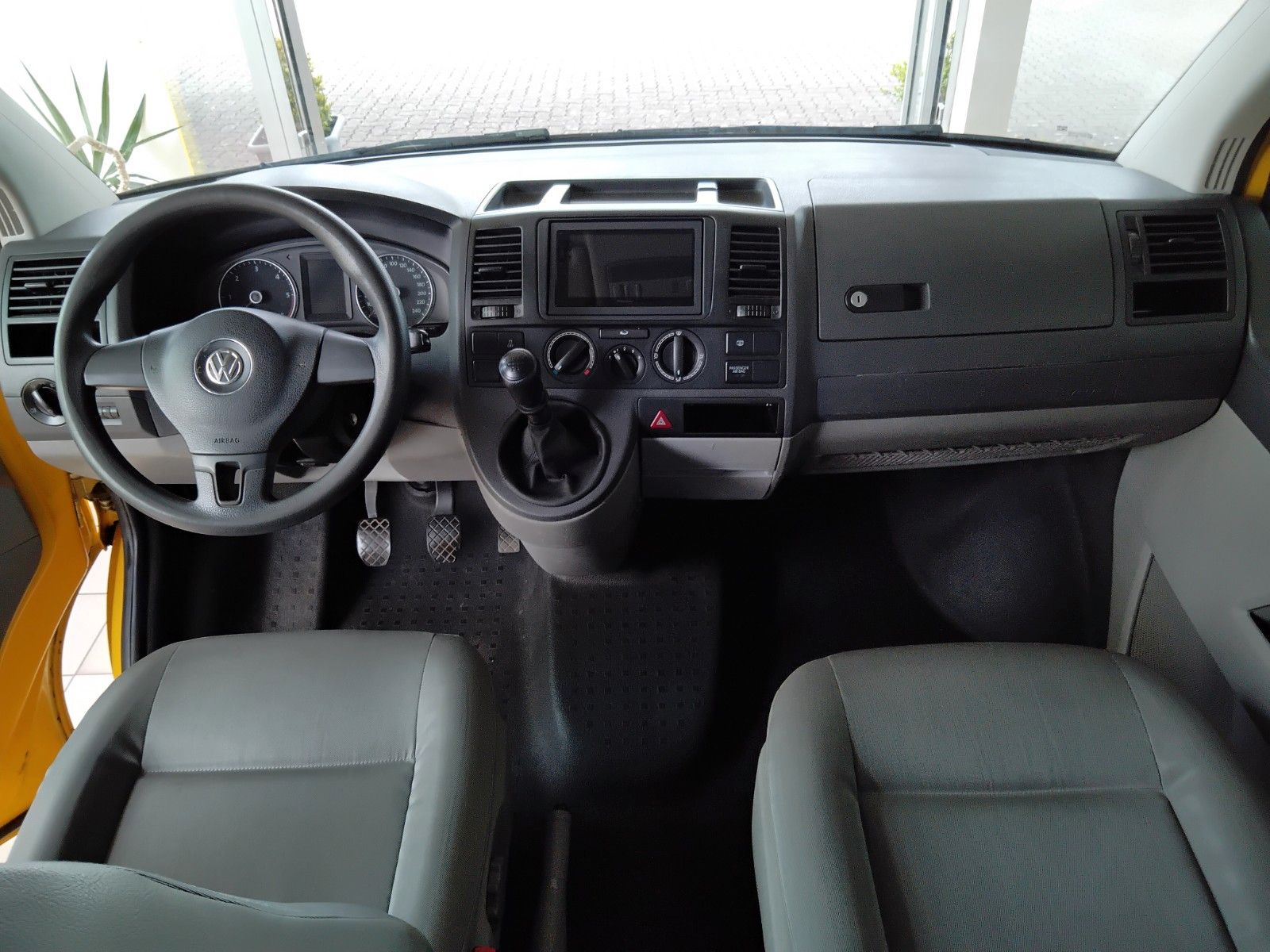 Fahrzeugabbildung Volkswagen T5 Camper