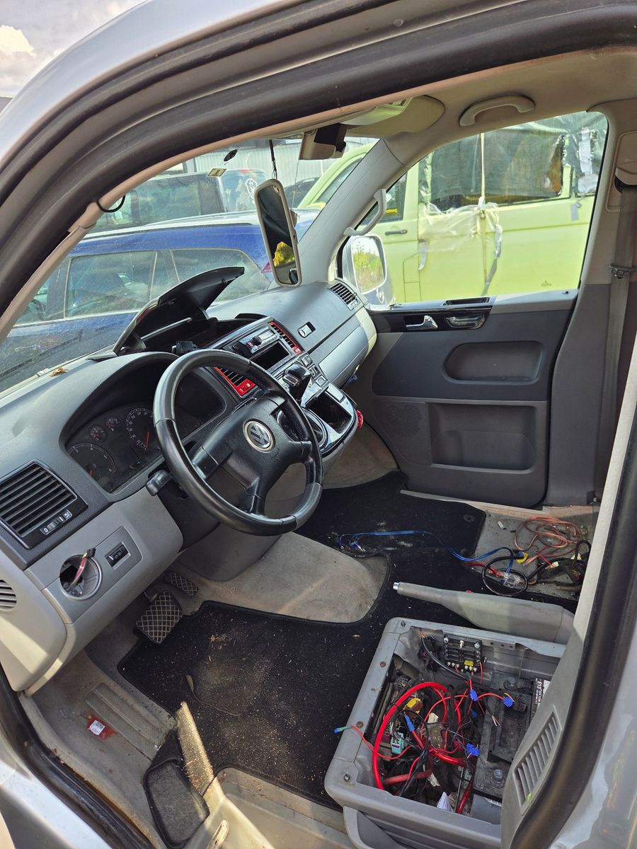 Fahrzeugabbildung Volkswagen T5 Multivan DSG